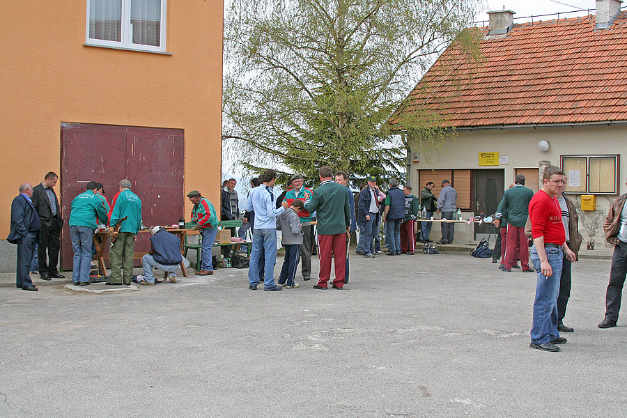 Pucanje kod crkve na Vinagori