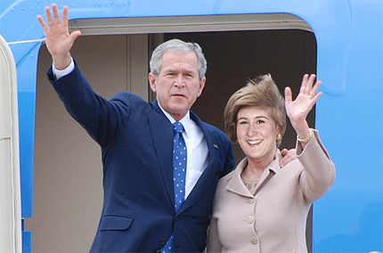 Predsjednik Bush i nova osobna tajnica Nevenca Cigrovsky